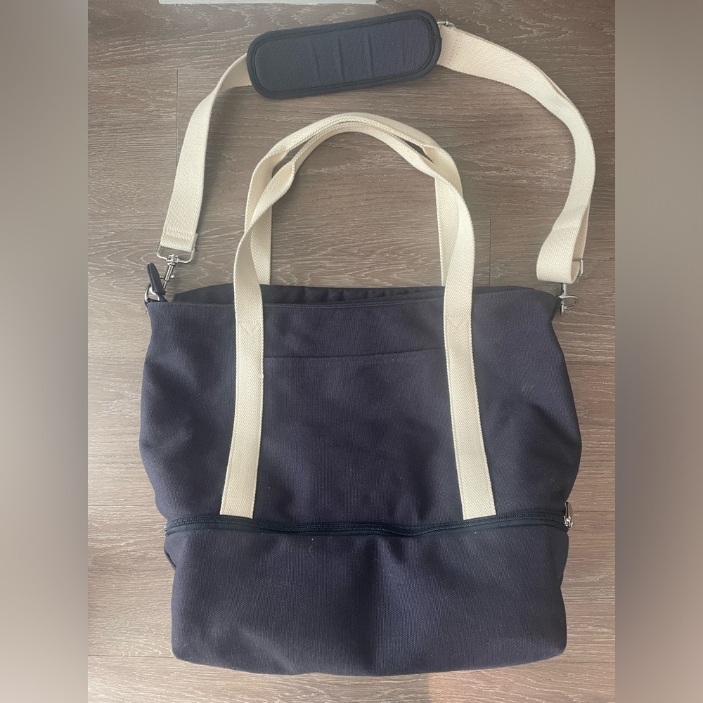 Lo & Sons Catalina Deluxe Tote